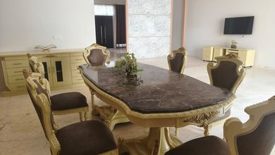 Disewakan Rumah Golf Island 12x30 Furnished 4+1 Kamar Tidur