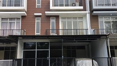 Disewakan Rumah PIK 1 Siap Huni ( Kamar Tidur 3+1)