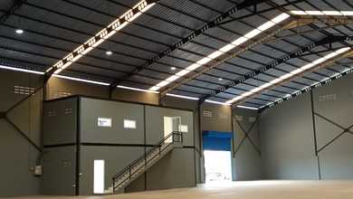 Dijual Gudang Siap Pakai di Kawasan Industri Mekar Jaya Sepatan Tangerang. Akses Jalan Lebar