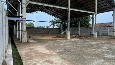 Gudan dan Tanah di Babat Legok Tangerang. Akses kontainer 40 ft Bebas Banjir