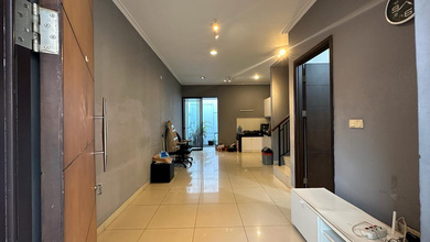  Rumah Semi Furnished Bagus di jln asia, Green Lake City