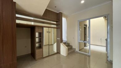 Rumah Bagus Sudah Renovasi Rapi Siap Huni Di Perumahan Casa Jardin, Cengkareng, Kota Jakarta Barat