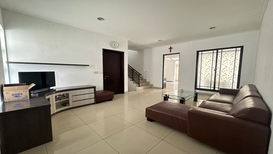  Rumah Kontrakan Semi Furnished Sudah Renovasi