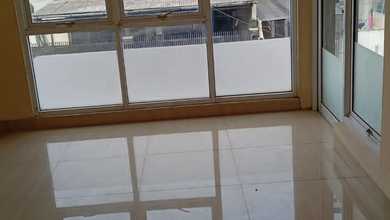 Jual Rumah Di Duta Garden Lt 120 M2 , 3 Kamar, Sangat Dengan Tol Dan Bandara, Lokasi Asri Dan Nyaman