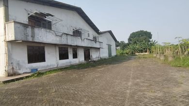 Pabrik di Kawasan Industri pasar kemis 10000 m SHM Bagus