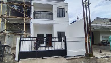 Jual Cepat Rumah Baru Cantik Siap Huni Kopo Permai  dkt Toll Kopo TKI