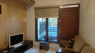 Jual Rumah Asri di Sayap Jalan Riau Bandung Pusat Kota Bandung