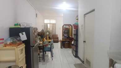 Dijual cepat harga termurah rumah rapi hadap utara di taman palem lestari cengkareng jakarta barat