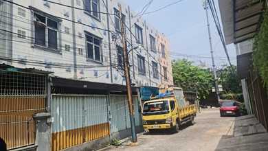 Dijual/Disewakan Ruko Gandeng 5 Jelambar Jakarta Barat ( Boleh Satuan Jual/ Sewa )