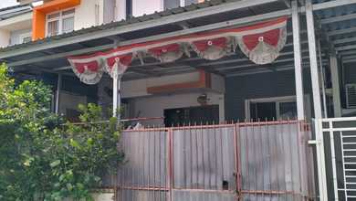 Dijual cepat di bawah pasaran rumah rapi uk 6x13 di perumahan Bojong residence , cengkareng jakarta barat