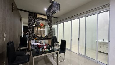 Disewakan Rumah Furnish Rapi 3 Lantai di Citra Garden 6 Cengkareng Jakarta Barat