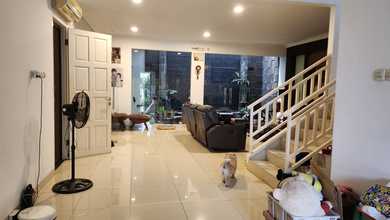 DIJUAL CEPAT RUMAH SIAP HUNI BAGUS FURNISH DI DAAN MOGOT BARU JAKARTA BARAT