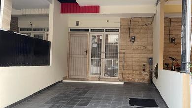 Dijual Cepat Rumah Rapi Siap Huni di Park Residence Taman Surya Cengkareng Jakarta Barat