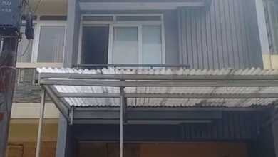 Disewakan Rumah Rapi Siap Huni di Park Residence Taman Surya Cengkareng Jakarta Barat