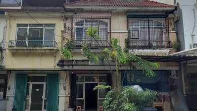 Dijual Cepat Ruko Hadap Dalam Lokasi Tenang Parkir Luas di Permata Taman Palem Cengkareng Jakarta Barat