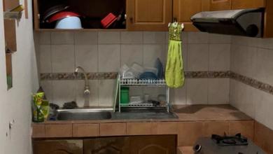 Dijual cepat rumah 2 lantai full bangunan rapi furnish dan bebas banjir di taman palem lestari cengkareng jakarta barat