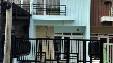 Disewakan Rumah Rapi Dekat Sekolah dan Pasar Bersih di Park Residence Cengkareng Jakarta Barat