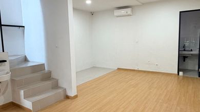 Disewakan Rumah Rapi Semi Furnish di Citra Garden 8 Cengkareng Jakarta Barat
