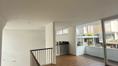 Disewakan/Dijual Rumah Siap Huni Kosongan Uk 8X18 di Citra Garden 8 Jakarta Barat