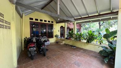 Dijual Rumah Beserta Kontrakan di Ciracas, Jakarta Timur