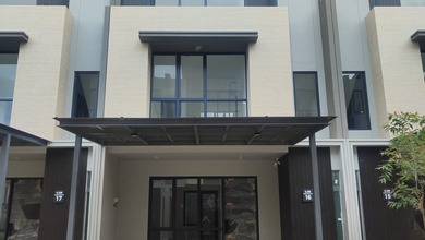 Dijual Cepat Rumah Bagus 3 lantai di Citra 8, Jakarta Barat