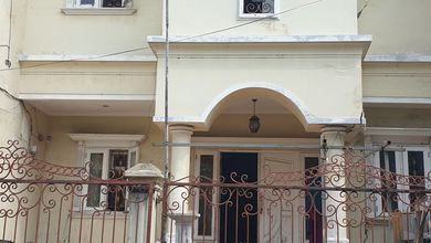 Dijual Rumah Lama Hitung Tanah Muara Karang