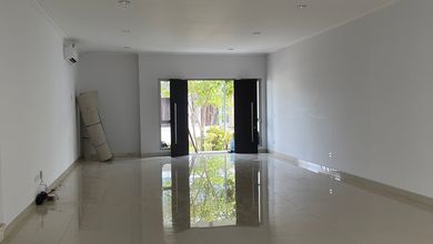 Disewakan Rumah Golf Island, Pik