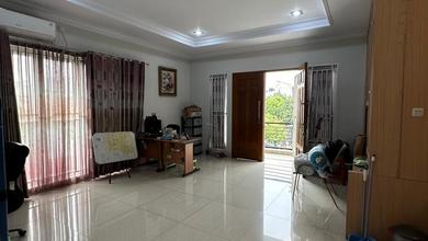 Dijual Rumah Hoek Taman Palem Lestari