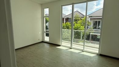 Rumah The Rivera At Puri Siap Huni Lantai Marmer