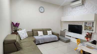 Rumah Greenlake City Cluster America Latin