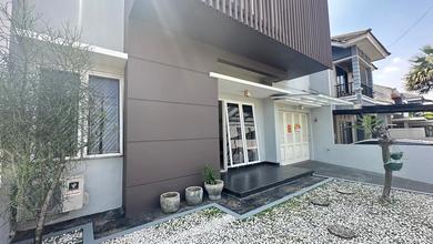 Dijual Rumah Modern di Nusa Loka BSD Tangerang Selatan