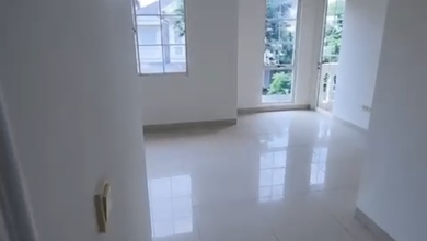 Rumah Green Lake City Cluster Europe Siap Huni