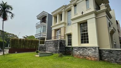 Dijual Rumah Akasia Pantai Indah Kapuk Jakarta Utara