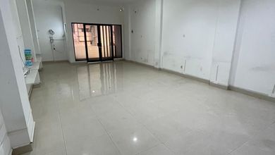 Ruko Muara Karang ukuran 5x16 3,5 lantai siap pakai