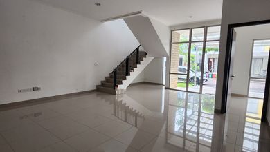 Rumah PIK 2 ukuran 8x15 sudah AJB bisa KPR