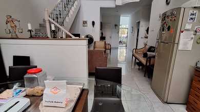 Rumah Permata Buana 8x18 2 Lantai Jarang Ada Lokasi Bagus 