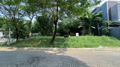 Tanah, di Ancol