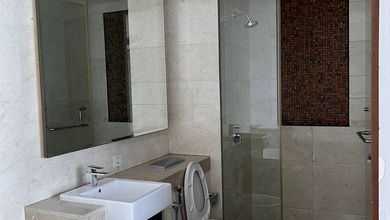 Apartemen The Windsor berada di CBD area Puri Indah Raya.