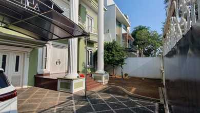 Di Jual Rumah Mewah Kebon Jeruk Intercon