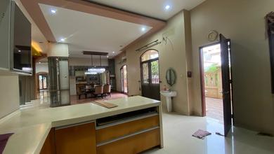 Di Jual Rumah Mewah Taman Palem, Jual Rumah Mewah Jakarta Barat