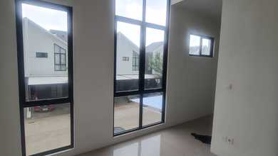 Disewakan Rumah Di Lingkungan Nyaman Dan Manis Lokasi Strategis Rumah Bagus Lainnya di Semanan