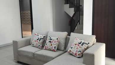 Diaewakan Rumah Bagus Di Citra Garden Puri Semi Furnished Rumah Bagus di Semanan