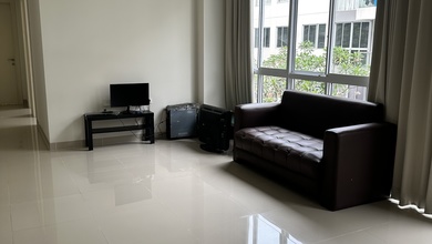 Dijual Apartemen Town House Nyaman Di Lingkungan Asri Dan Bergengsi Apartemen 4 Kamar Tidur Semi Furnished