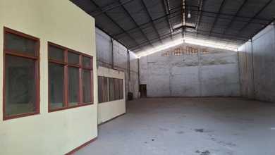 Disewakan Gudang Di Kapuk Kamal Lokasi Pinggir Jalan Besar Gudang di Kapuk 1400.0 m² SHM