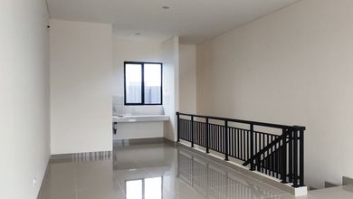 Disewakan Ruko Baru Hampton Avenue Kondisi Baru Dan Bagus Ruko di Gading Serpong