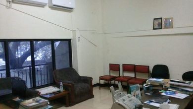 Dijual Rumah Pinggir Jalan Bisa Untuk Kantor Atau Toko