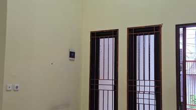 Disewakan Rumah 2 Lantai Strategis Kemana2 Gampang