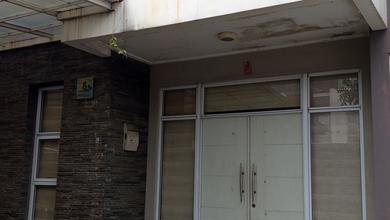 Dijual Rumah Green Lake Nan Cantik Menarik