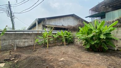 Gudang Beasar Dan Luas. Cocok Untuk Penyimpanan  Apa Aja