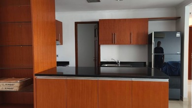 Apartemen Menara Marina Pantai Mutiara. 3 BR Siap Huni